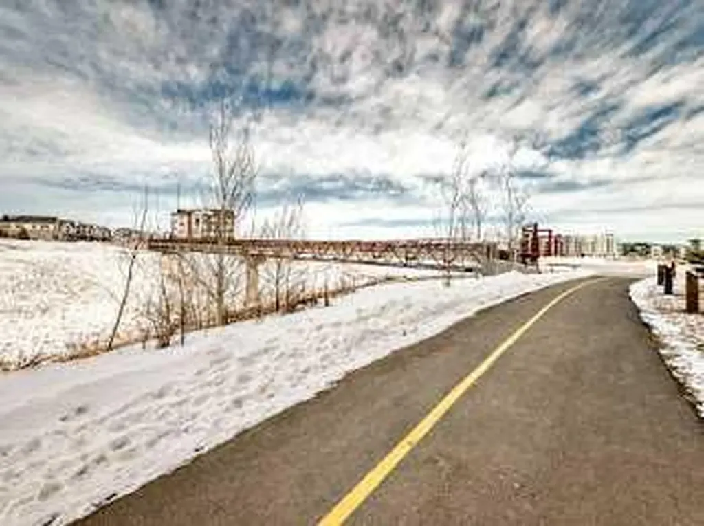 30 Sage Hill Walk NW Calgary AB T3R 2A9