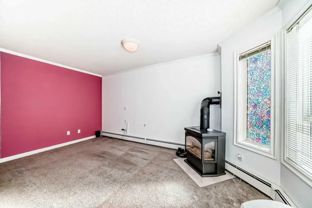 1507 11 Street SW Calgary AB T2R 1R3