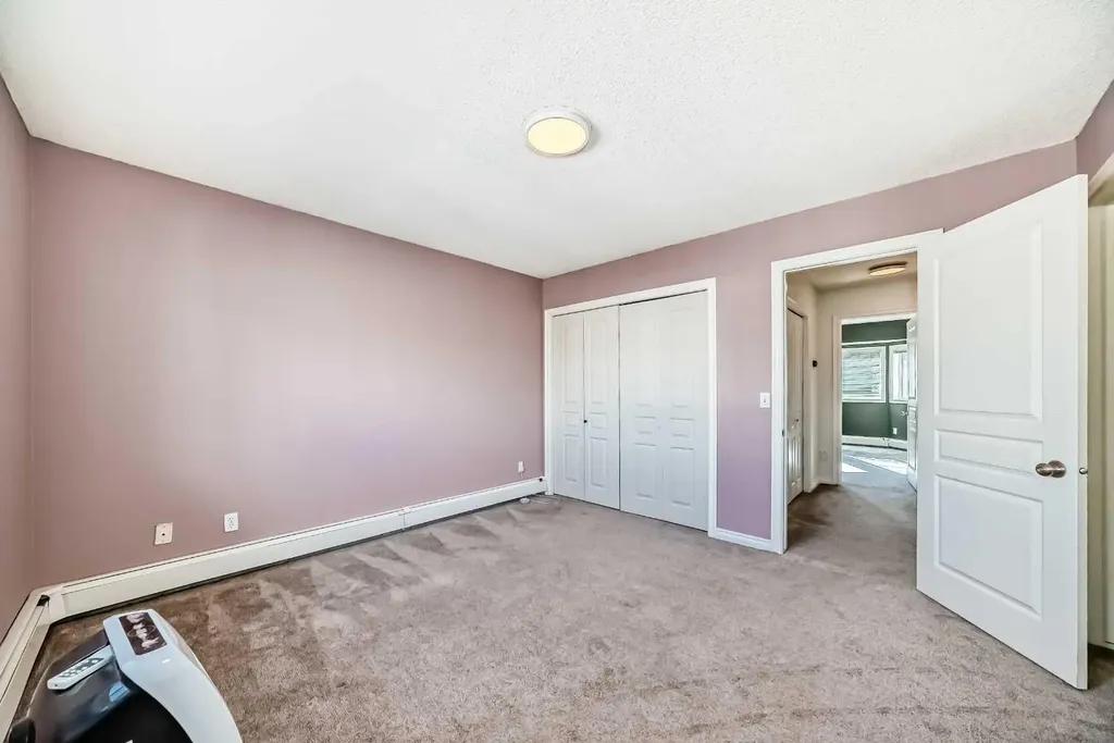 1507 11 Street SW Calgary AB T2R 1R3