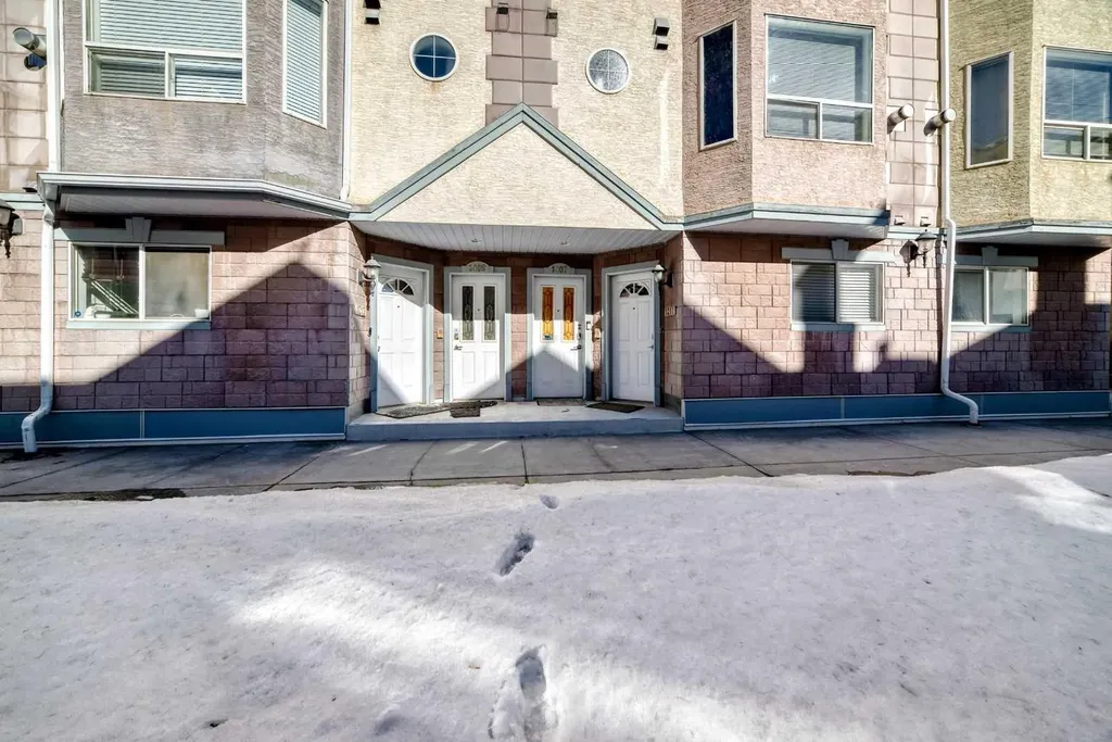 1507 11 Street SW Calgary AB T2R 1R3