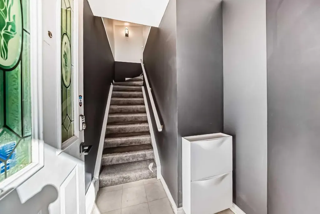 1507 11 Street SW Calgary AB T2R 1R3