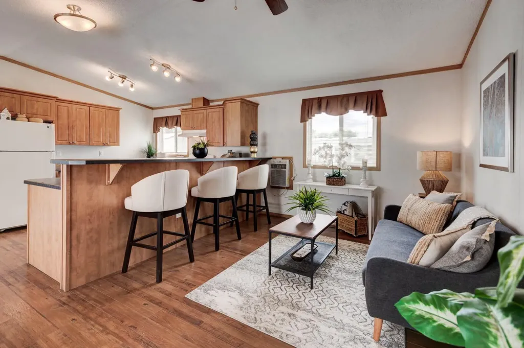 6724 17 Avenue SE Calgary AB T2A 0W5