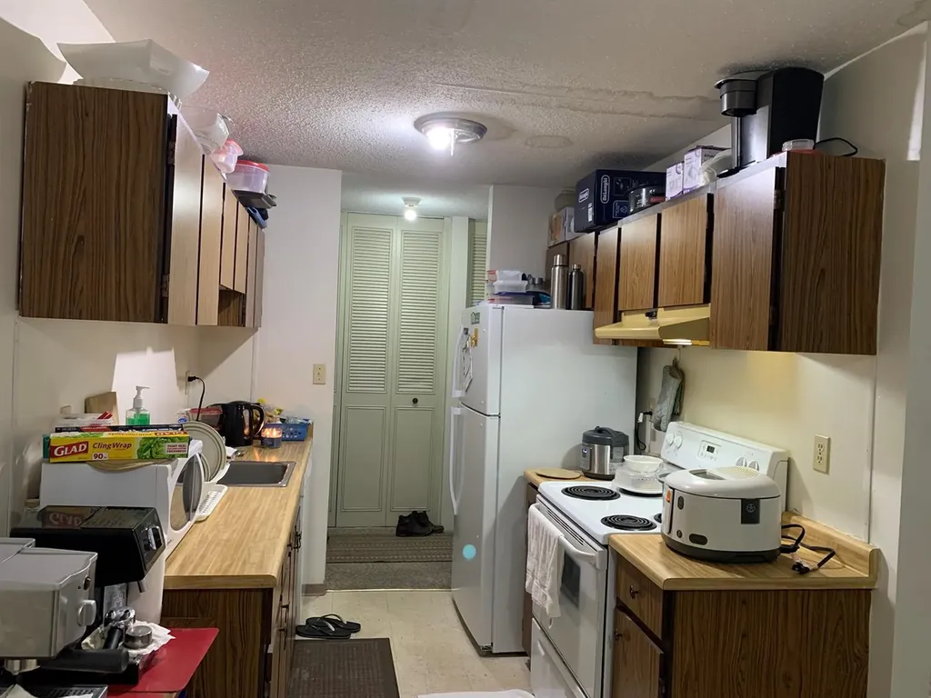 5317 5 Avenue Edson AB T7E 1P7