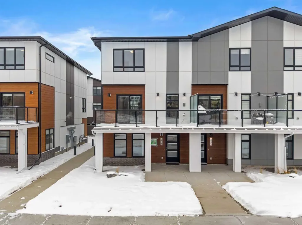 8323 8 Avenue SW Calgary AB T3H 6M8