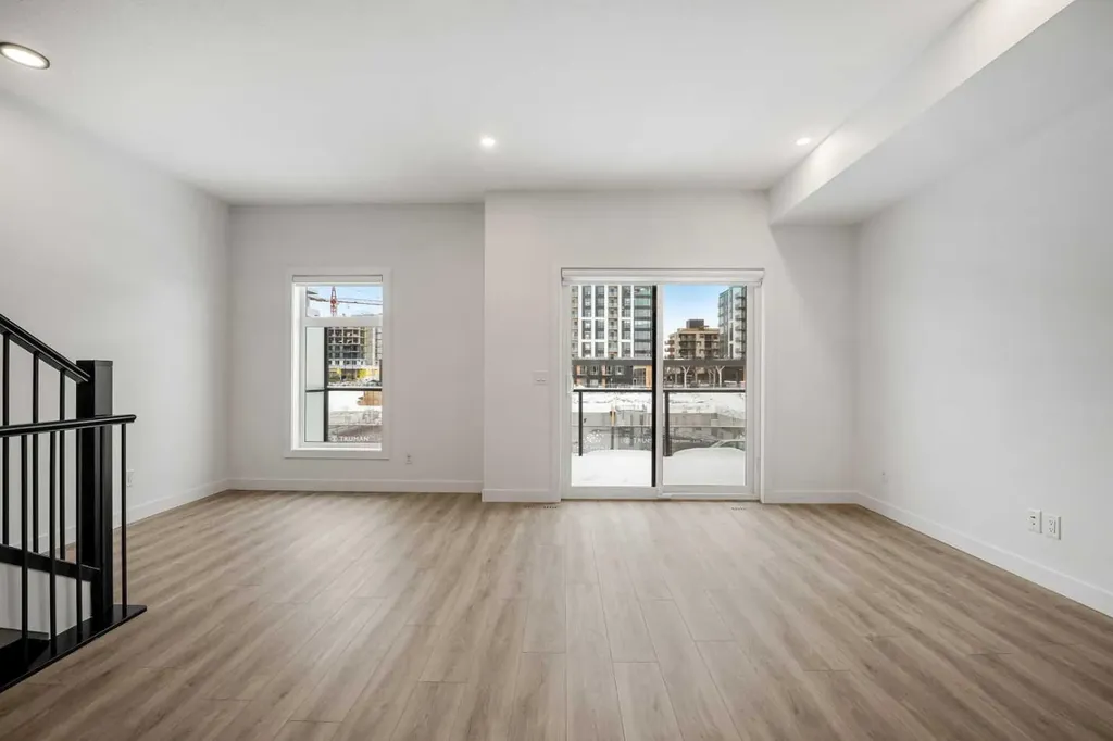 8323 8 Avenue SW Calgary AB T3H 6M8