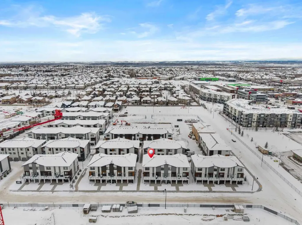 8323 8 Avenue SW Calgary AB T3H 6M8