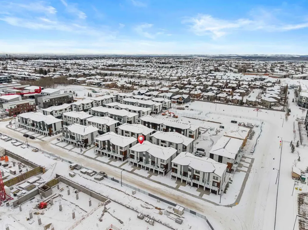 8323 8 Avenue SW Calgary AB T3H 6M8