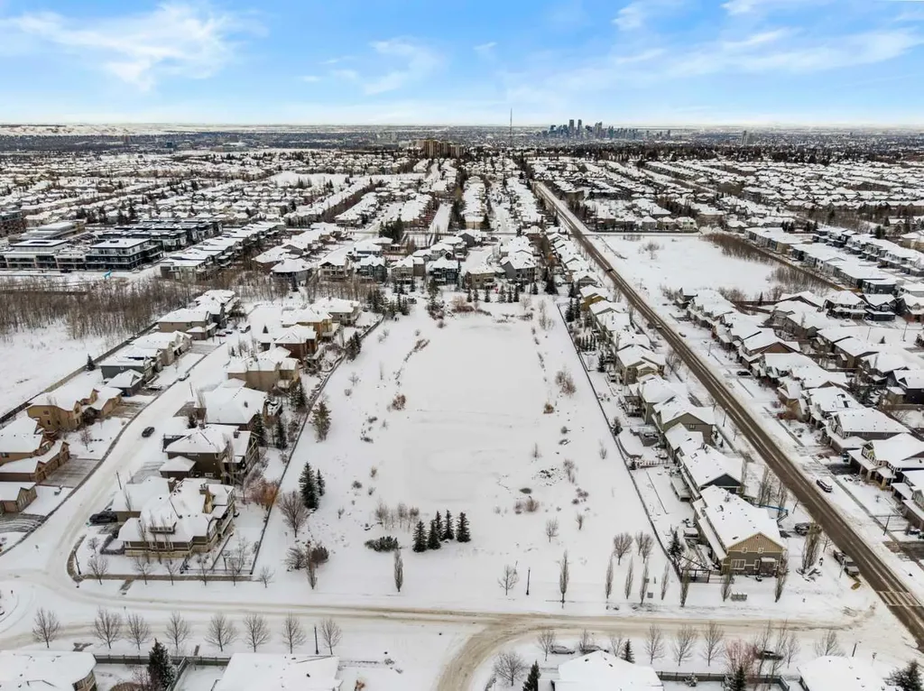8323 8 Avenue SW Calgary AB T3H 6M8