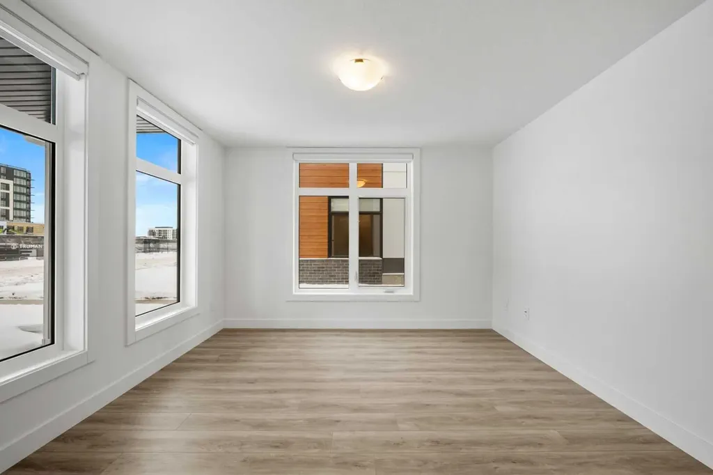 8323 8 Avenue SW Calgary AB T3H 6M8