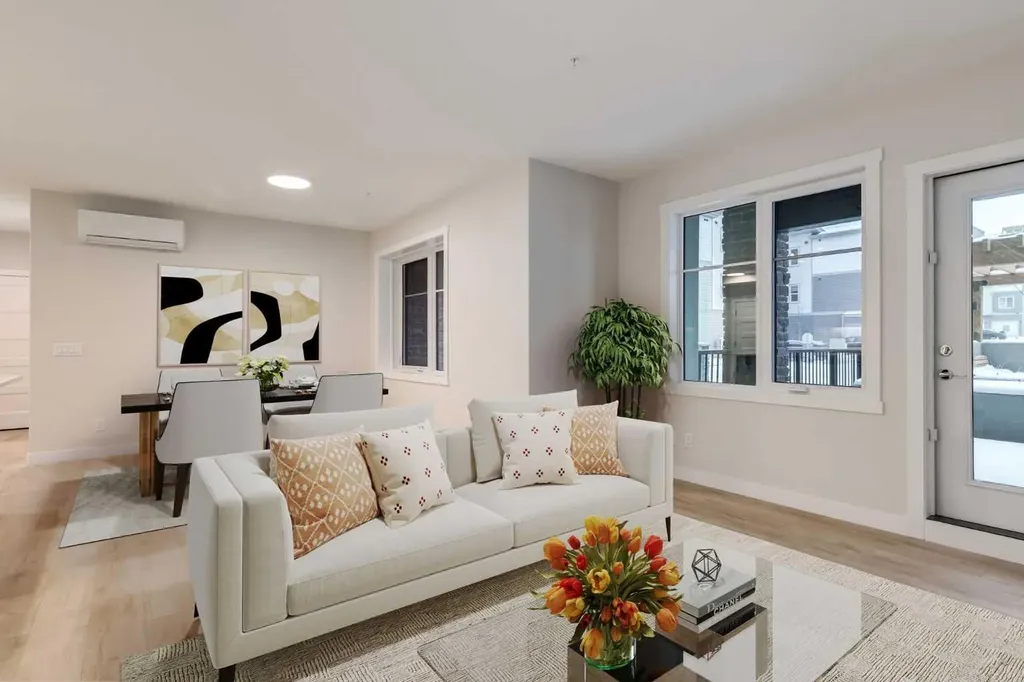 2117 81 Street SW Calgary AB T3H 6H5