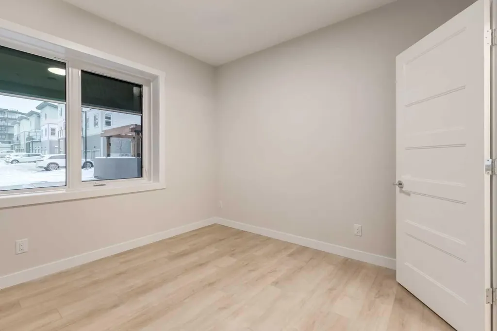 2117 81 Street SW Calgary AB T3H 6H5