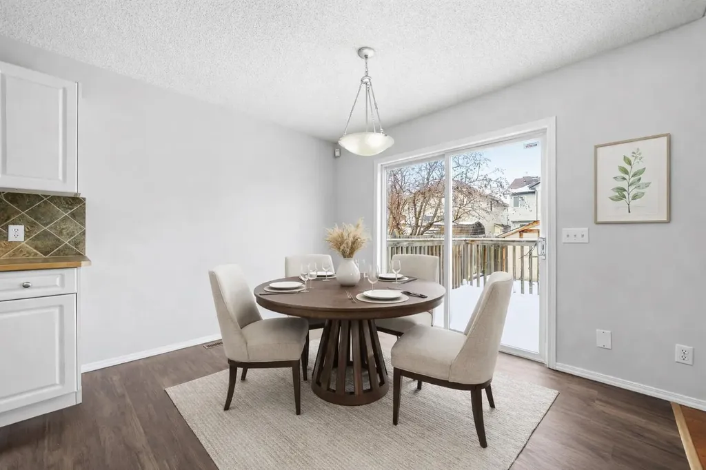 1076 Cranston Drive SE Calgary AB T3M 1A4