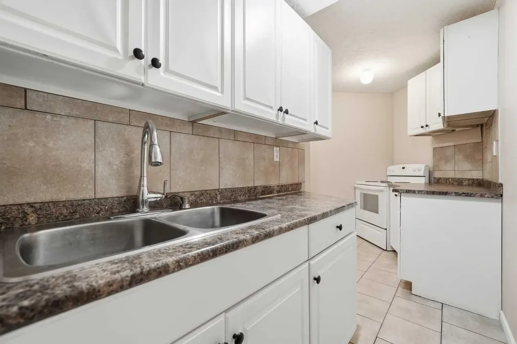 1076 Cranston Drive SE Calgary AB T3M 1A4