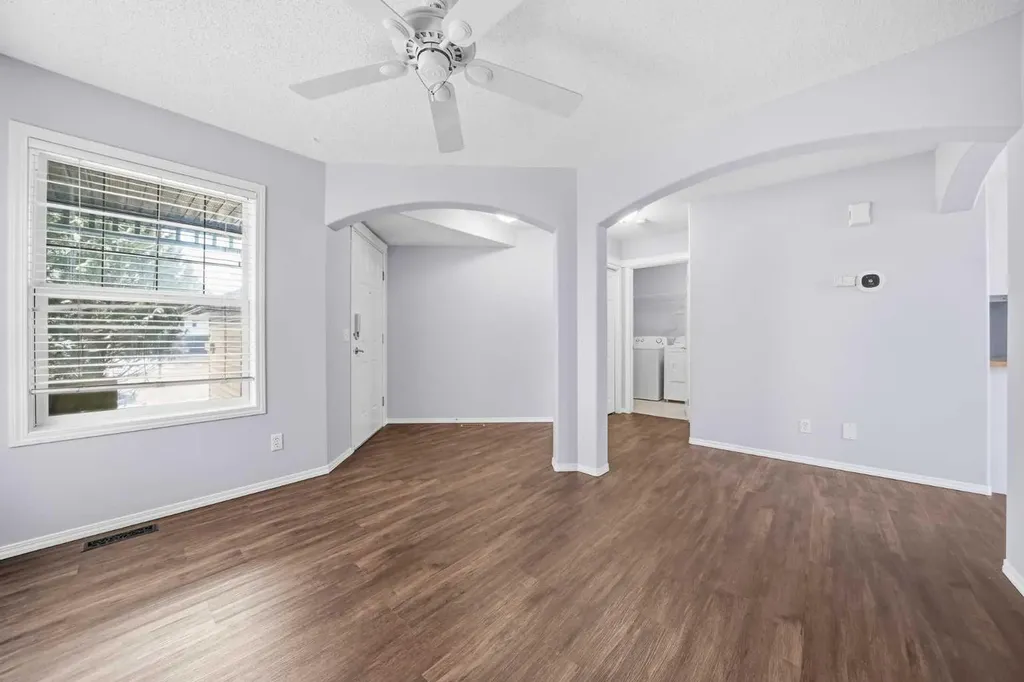 1076 Cranston Drive SE Calgary AB T3M 1A4