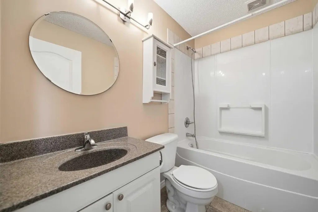 1076 Cranston Drive SE Calgary AB T3M 1A4