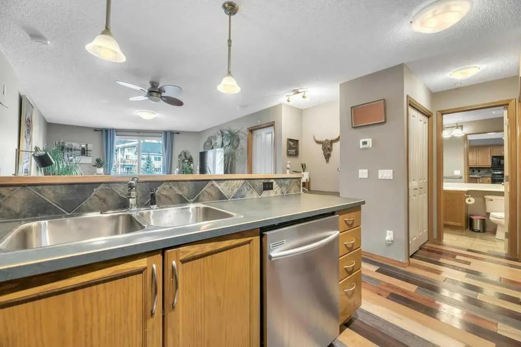 380 Marina Drive Chestermere AB T1X 0B8