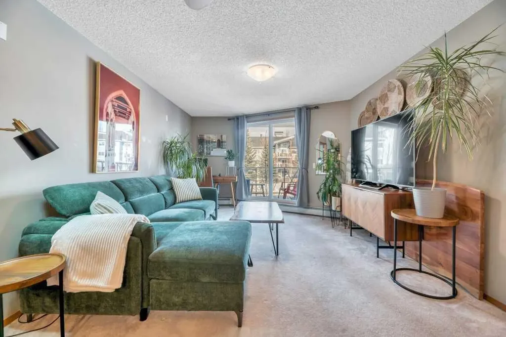 380 Marina Drive Chestermere AB T1X 0B8