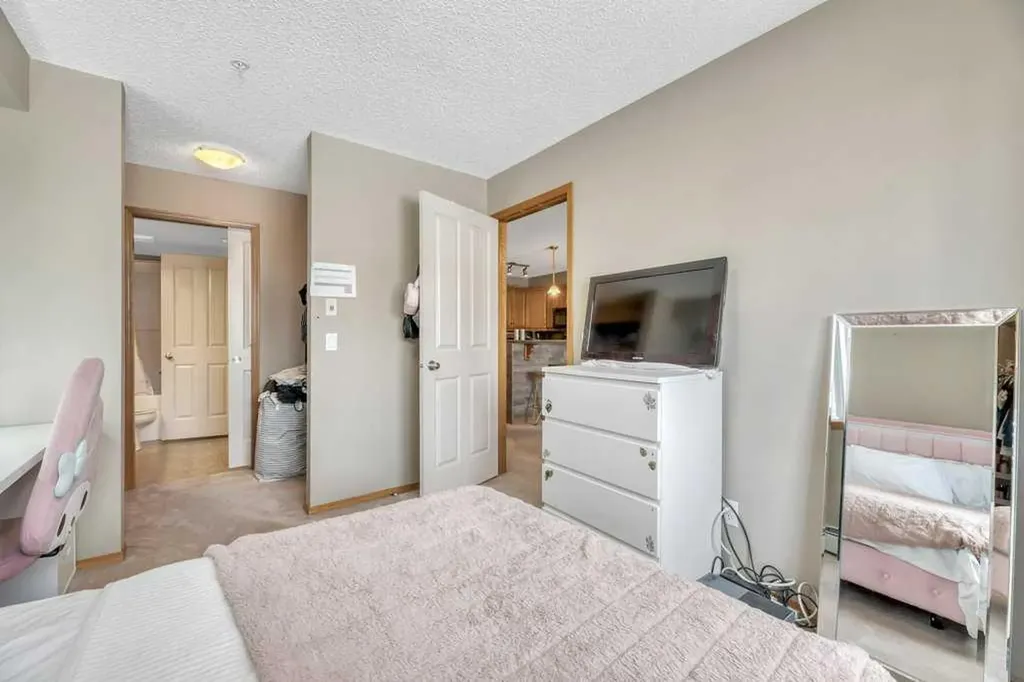 380 Marina Drive Chestermere AB T1X 0B8