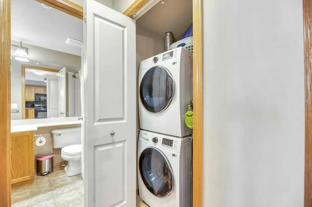 380 Marina Drive Chestermere AB T1X 0B8