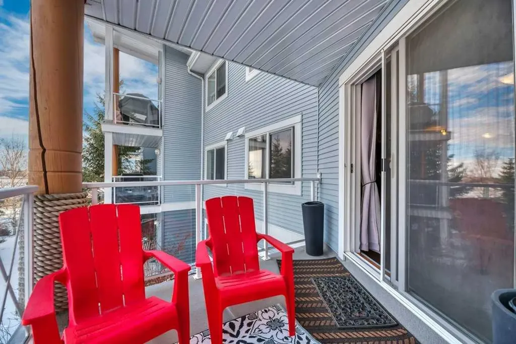 380 Marina Drive Chestermere AB T1X 0B8