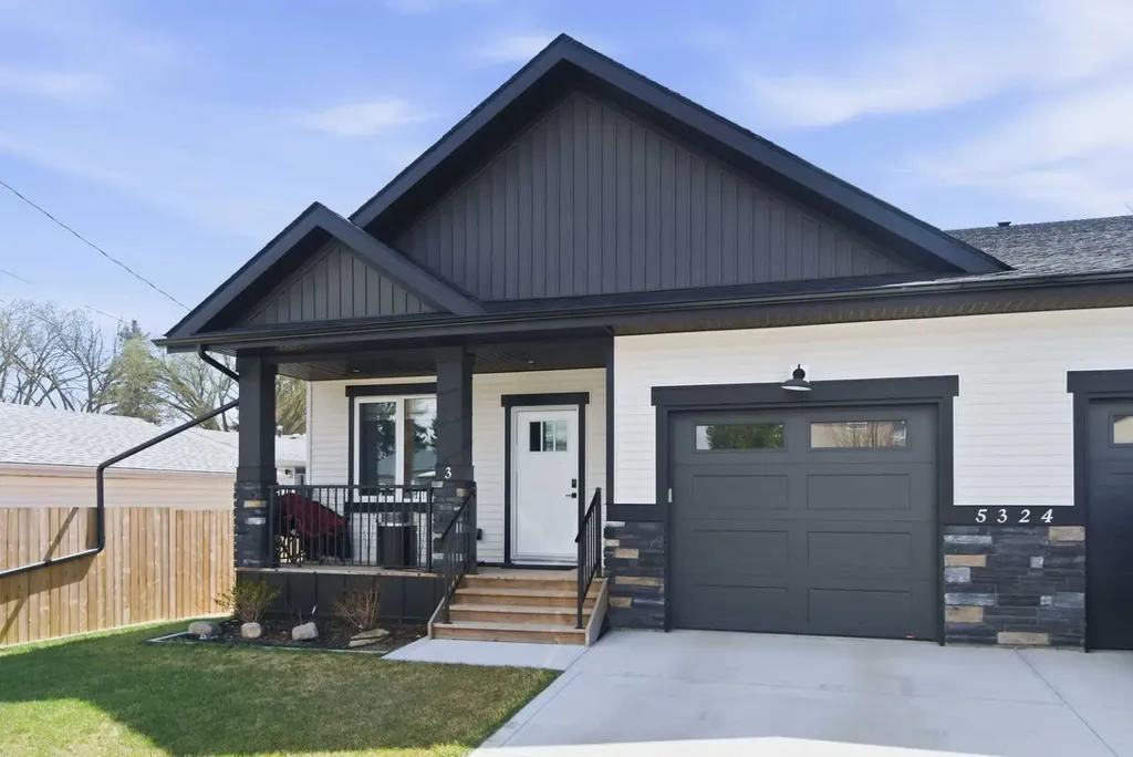 5324 49 Avenue Lacombe AB T4L 1S6