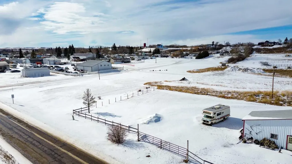133 & 137 Railway Avenue N Big Valley AB T0J 0G0