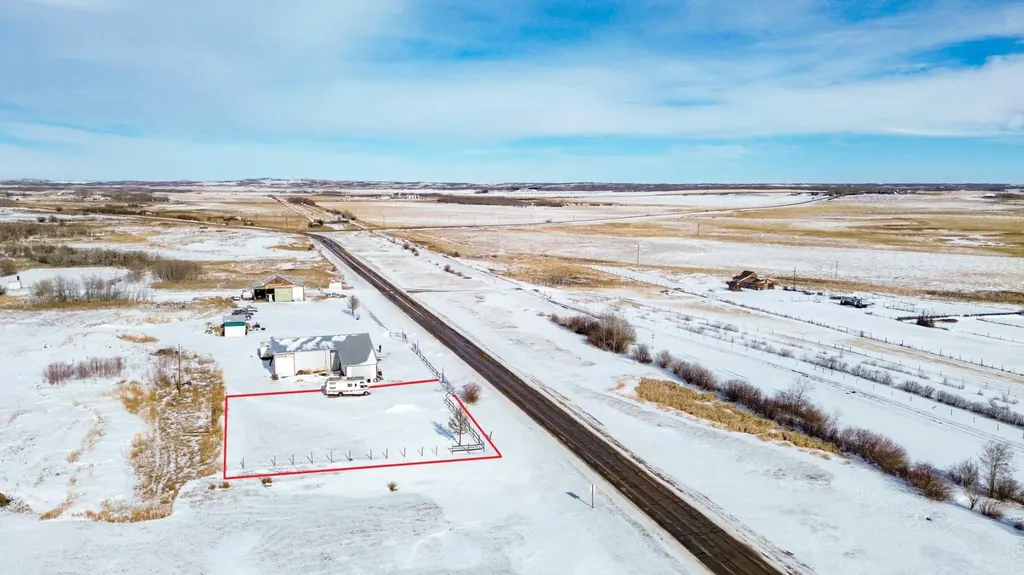 133 & 137 Railway Avenue N Big Valley AB T0J 0G0