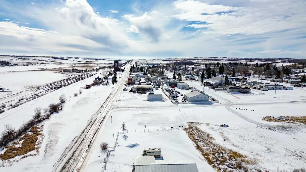 133 & 137 Railway Avenue N Big Valley AB T0J 0G0
