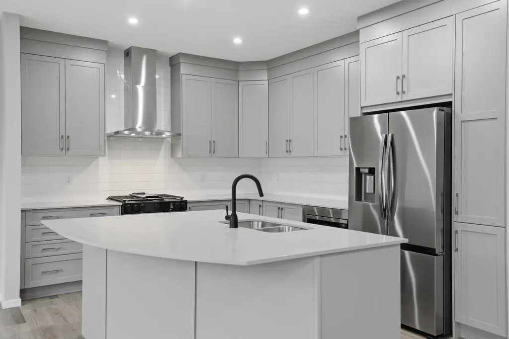 56 Cityline Manor NE Calgary AB T3N 1H7