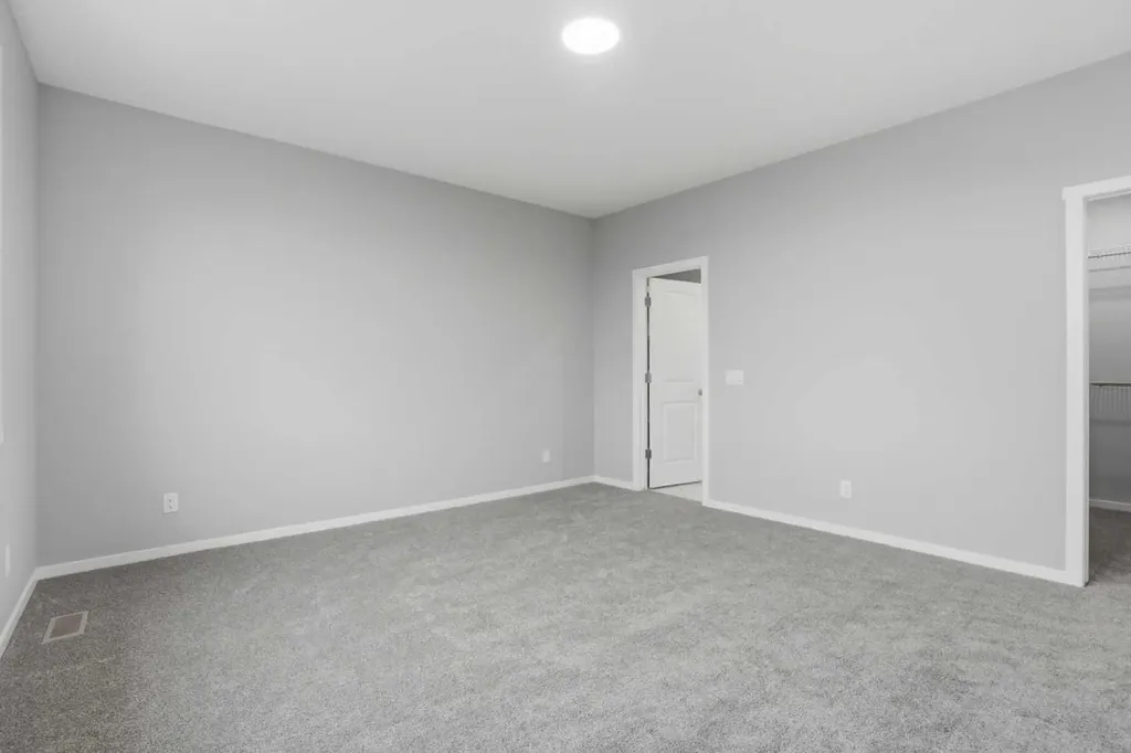 56 Cityline Manor NE Calgary AB T3N 1H7