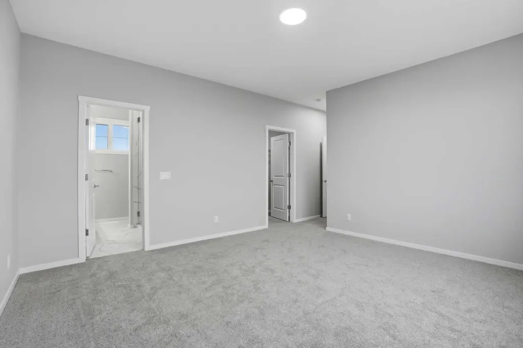 56 Cityline Manor NE Calgary AB T3N 1H7