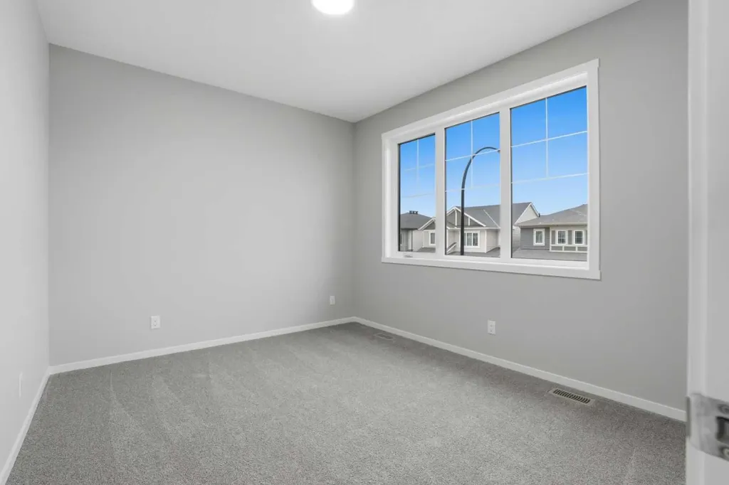 56 Cityline Manor NE Calgary AB T3N 1H7