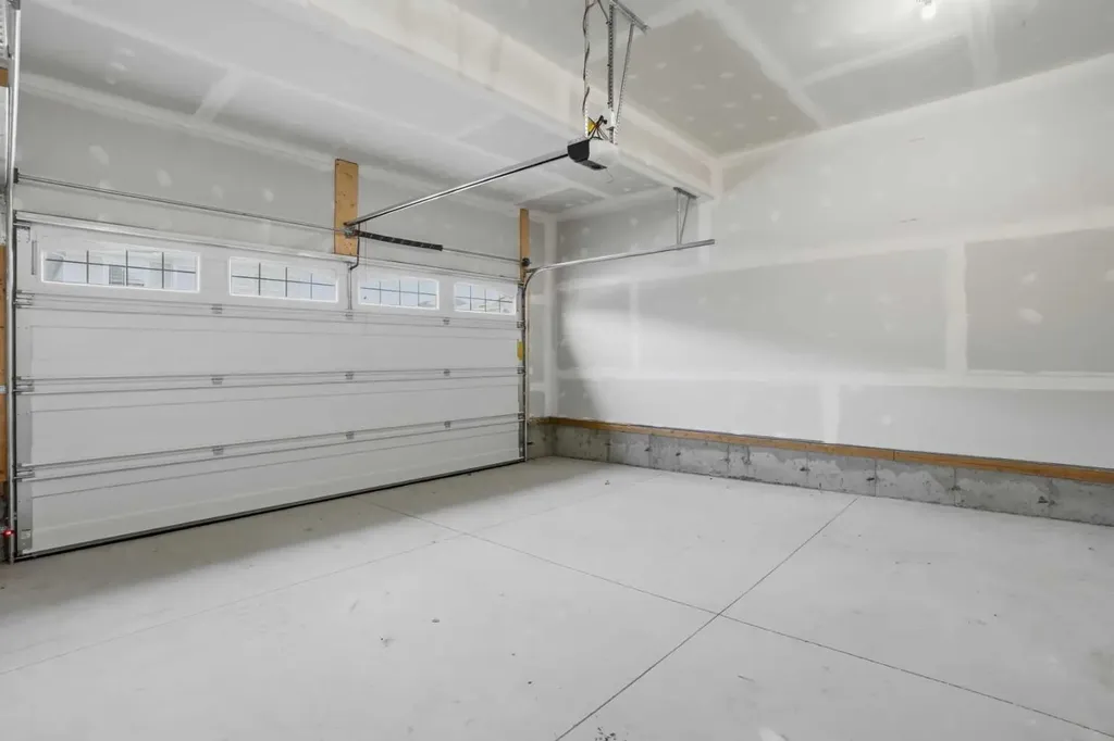 56 Cityline Manor NE Calgary AB T3N 1H7