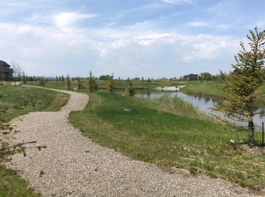 852 Green Haven Close Rural Foothills County AB T1S 0R3