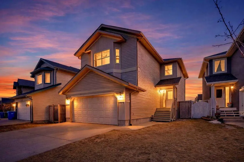 17 Taracove Crescent NE Calgary AB T3J4R3