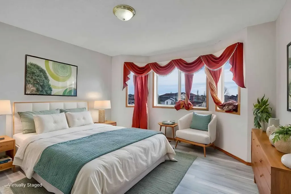 17 Taracove Crescent NE Calgary AB T3J4R3