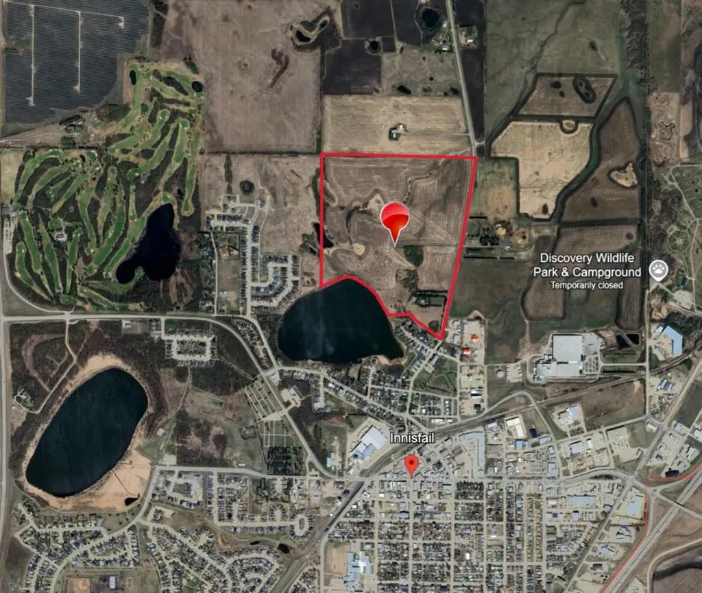 5901 50 Avenue Innisfail AB T4G 1R7