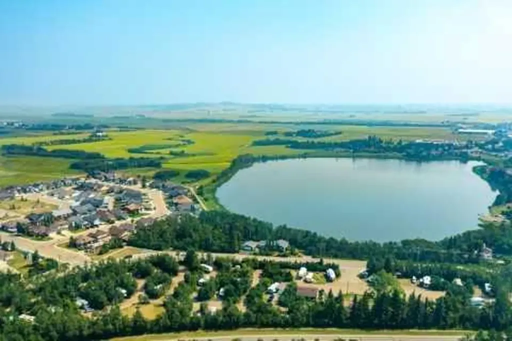 5901 50 Avenue Innisfail AB T4G 1R7