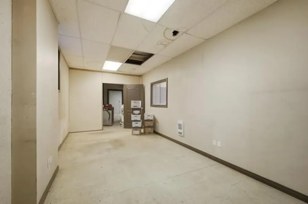39325-A Range Road 273 Blackfalds AB T0M0J0