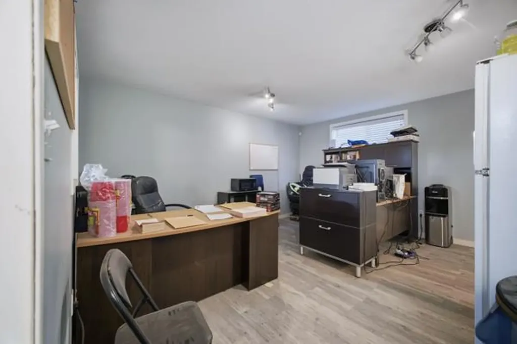 39325-A Range Road 273 Blackfalds AB T0M0J0