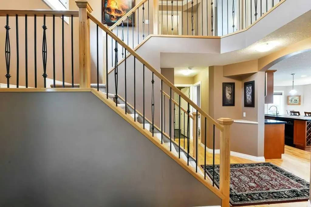 6 Royal Birkdale Court NW Calgary AB T3G 5R5