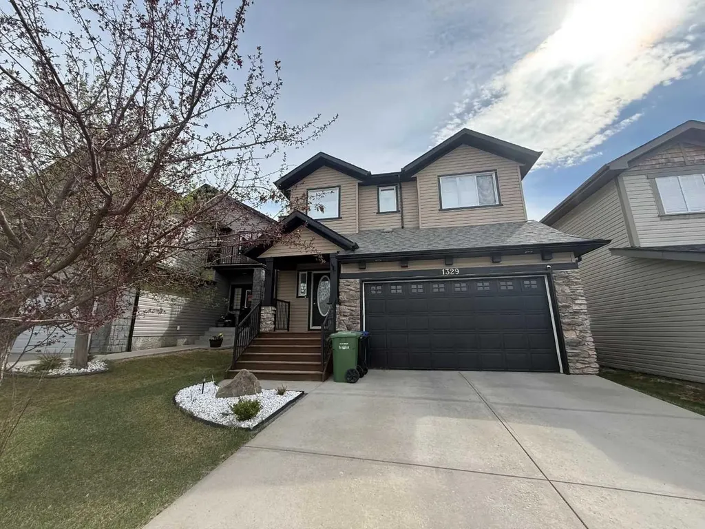 1329 Prairie Springs Park SW Airdrie AB T4B 0E8