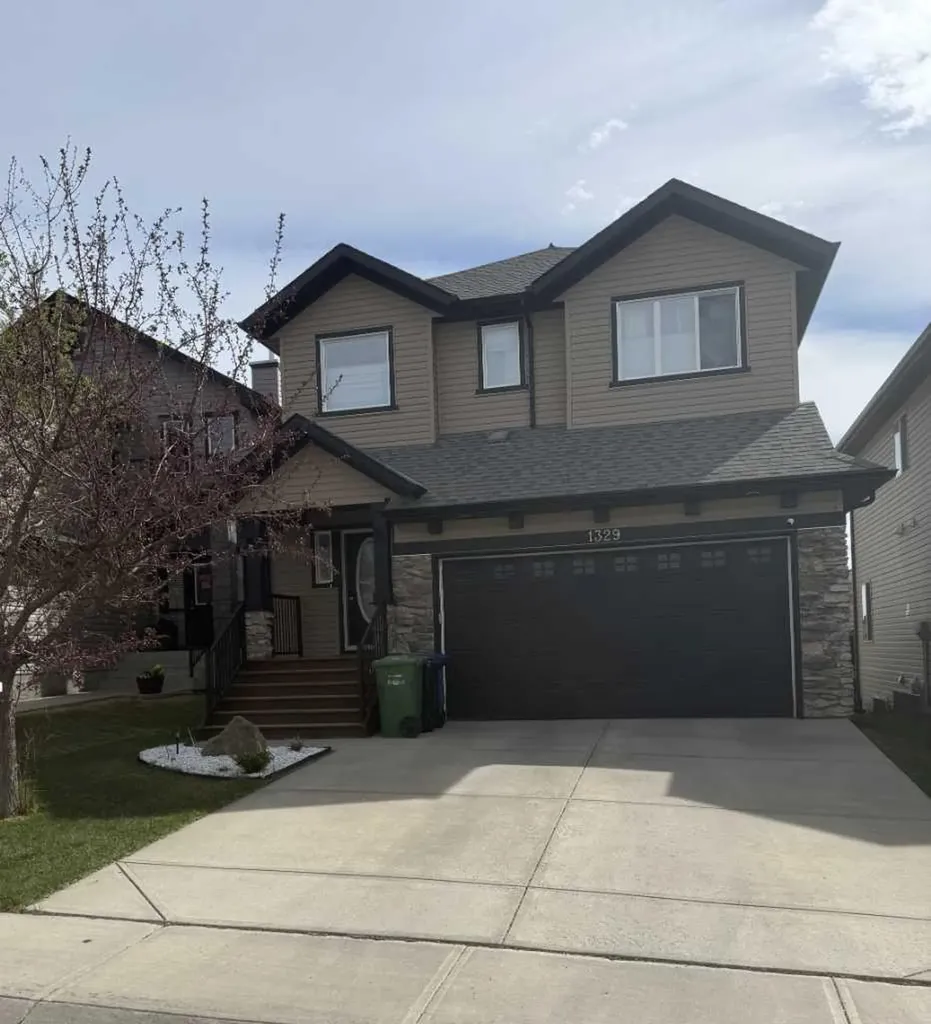 1329 Prairie Springs Park SW Airdrie AB T4B 0E8