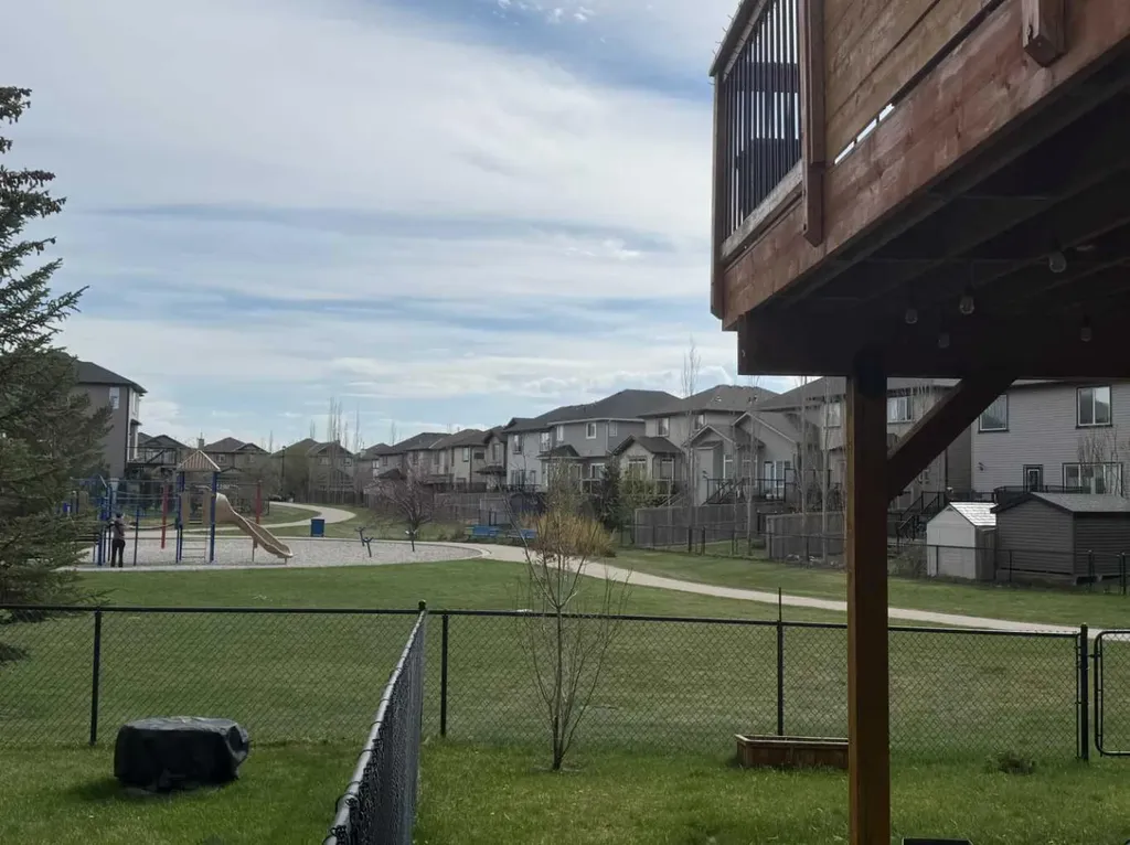 1329 Prairie Springs Park SW Airdrie AB T4B 0E8