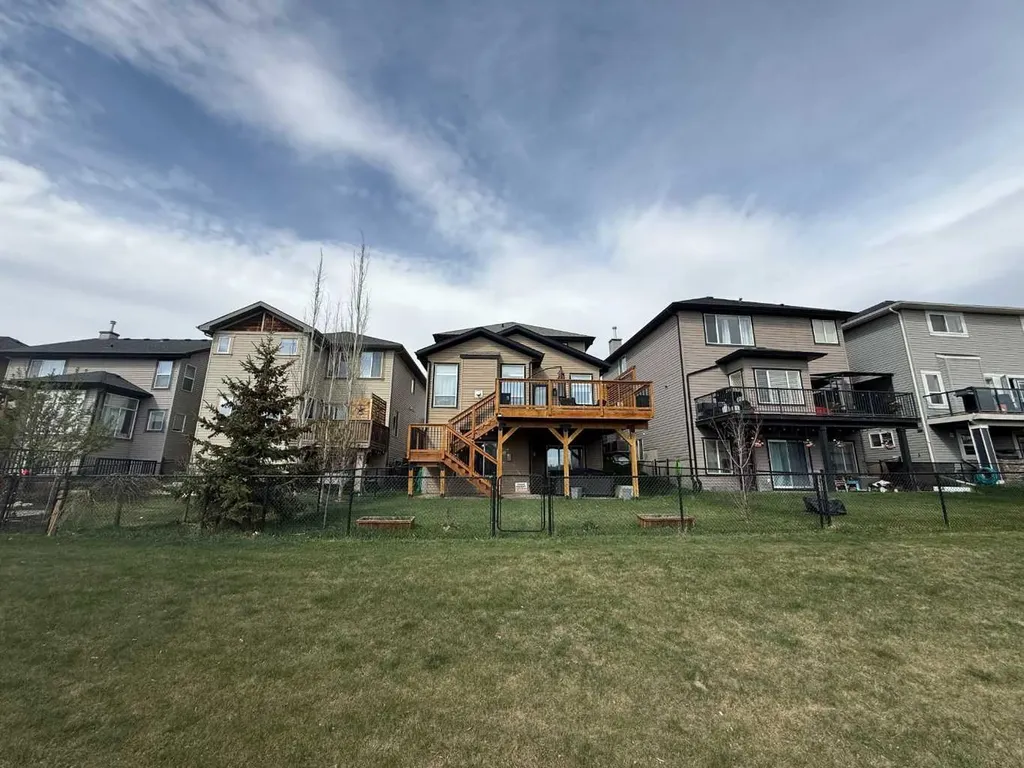 1329 Prairie Springs Park SW Airdrie AB T4B 0E8