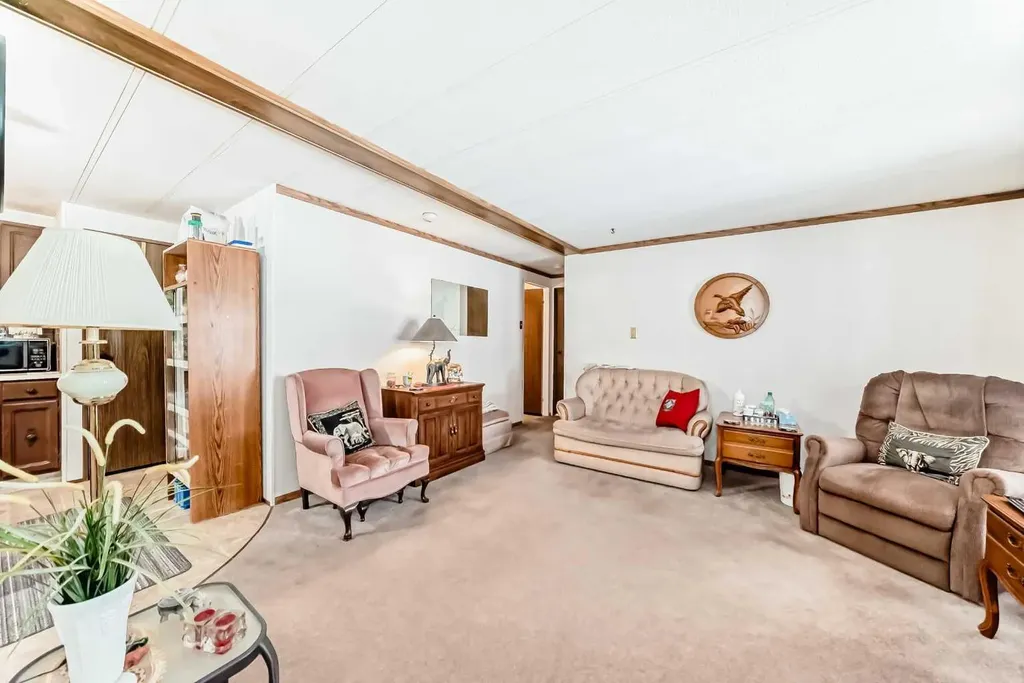 99 Arbour Lake Road NW Calgary AB T3G 4E4