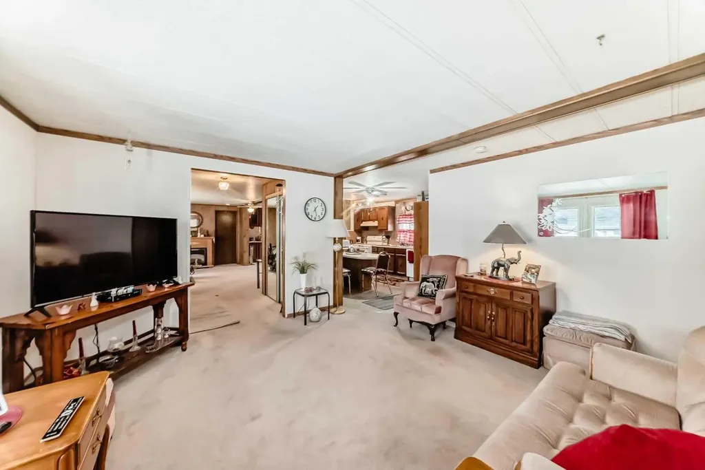 99 Arbour Lake Road NW Calgary AB T3G 4E4