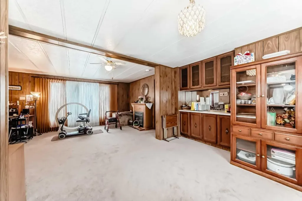99 Arbour Lake Road NW Calgary AB T3G 4E4