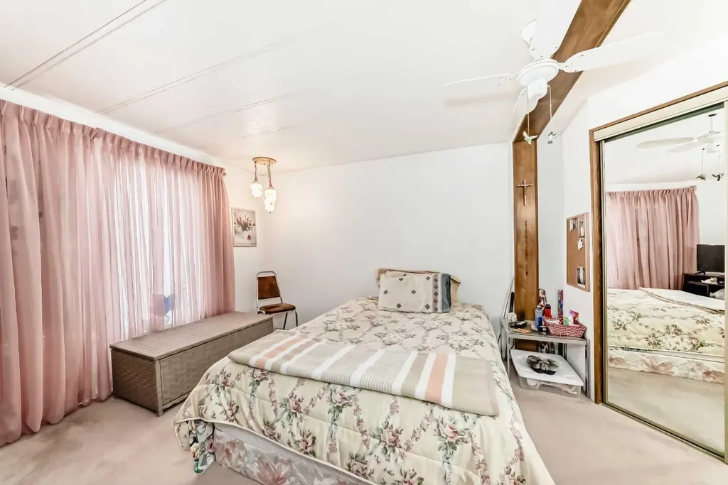 99 Arbour Lake Road NW Calgary AB T3G 4E4