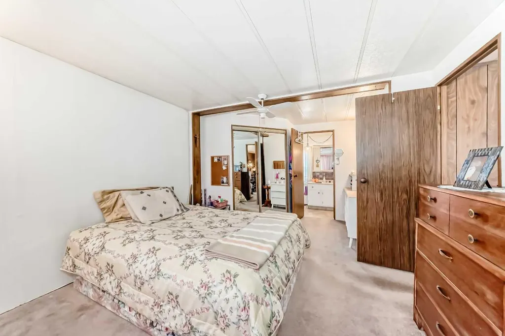 99 Arbour Lake Road NW Calgary AB T3G 4E4